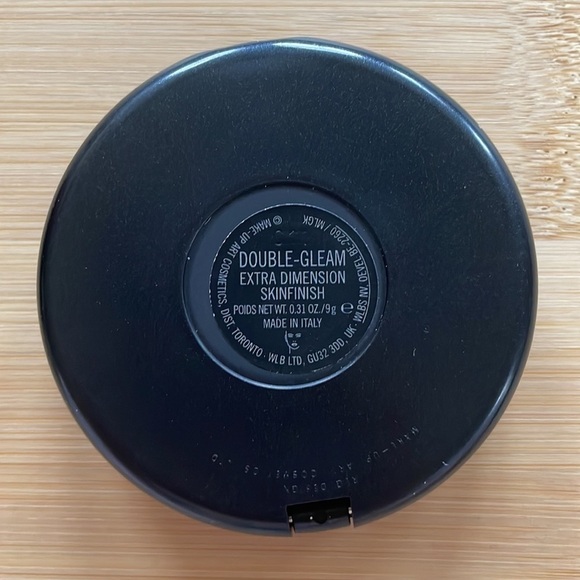 Brand New MAC Extra Dimension Skinfinish Liquid-Powder Highlighter Double-Gleam - Picture 5 of 16